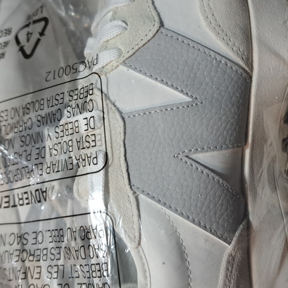 New Balance 327 White w/Grey N  WS327KE SZ: 10B Medium - Picture 10 of 16